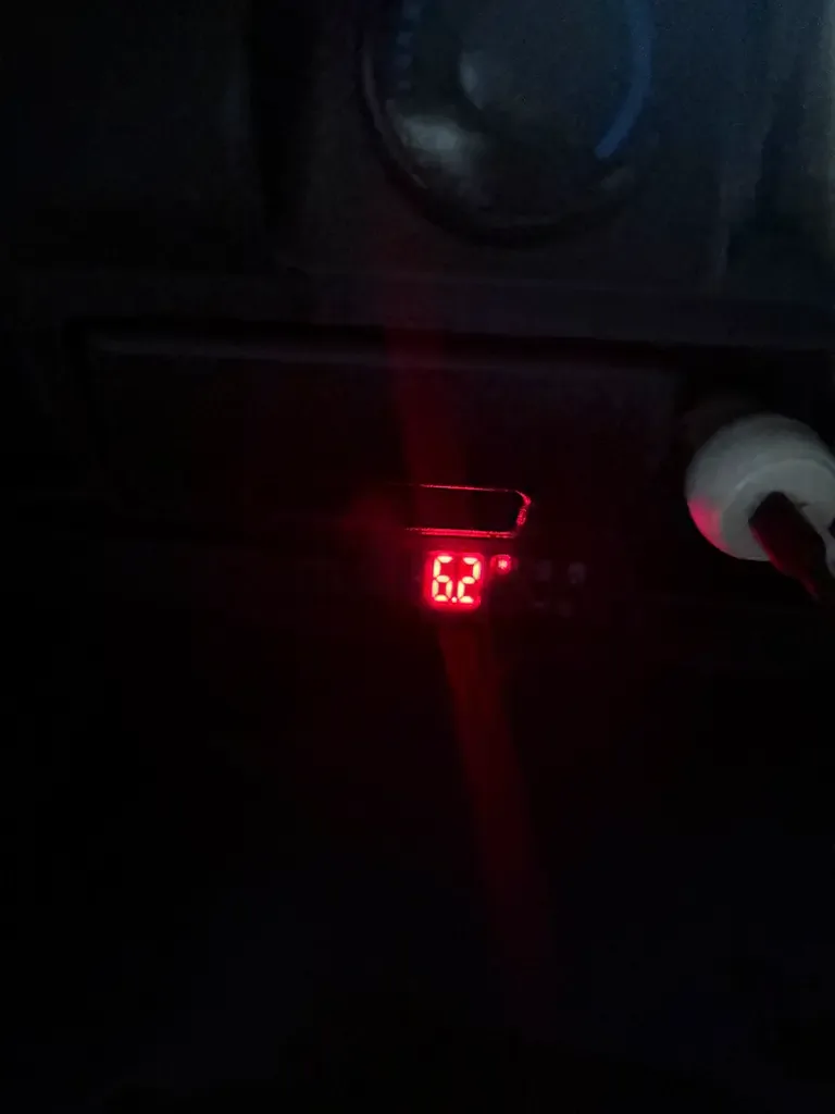 Toyota Hiace 2.0 MT L1H1 (133 hp) - 13