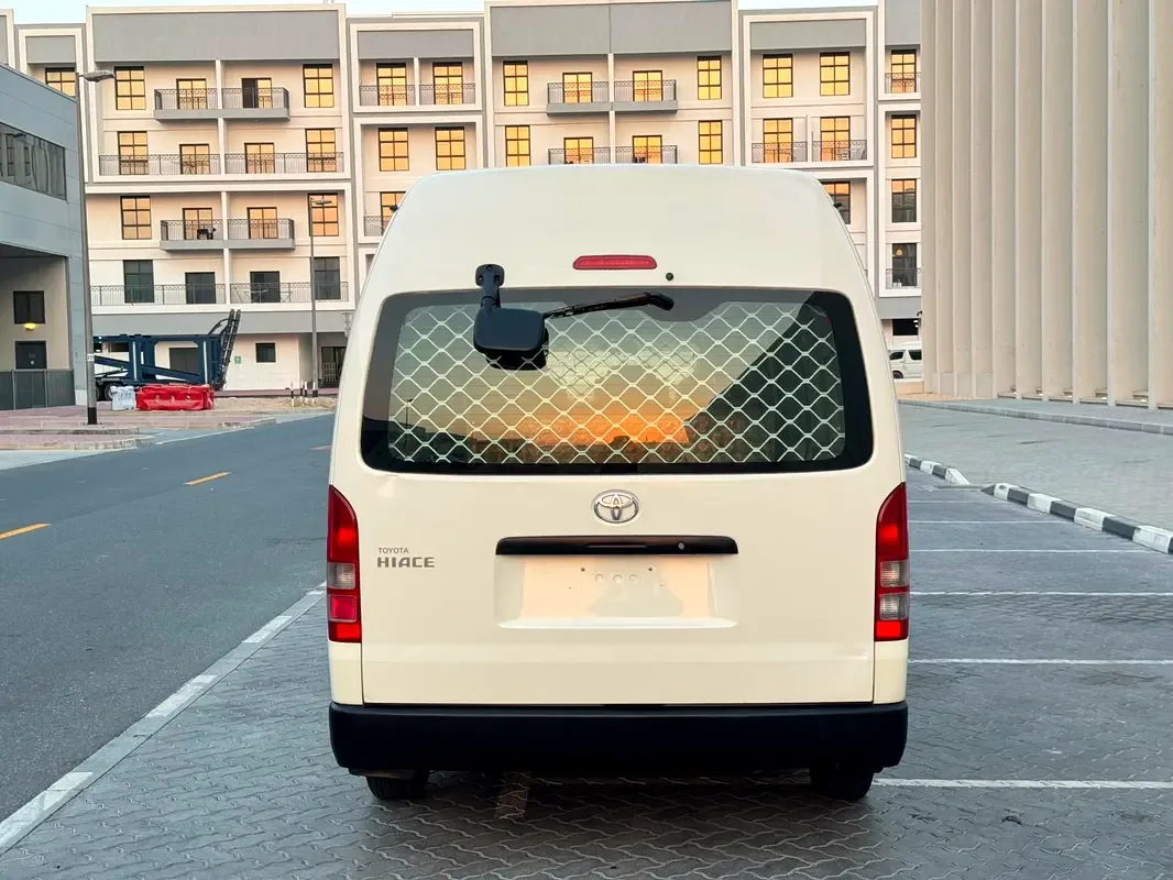 Toyota Hiace 2.0 MT L1H1 (133 hp) - 5