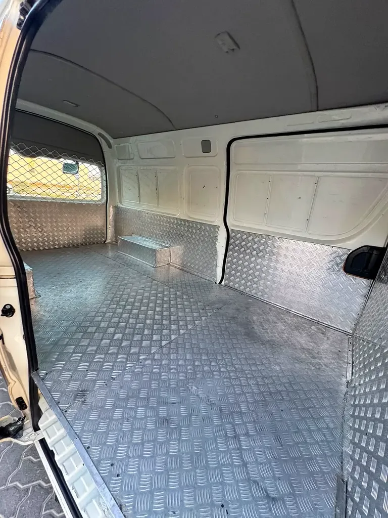 Toyota Hiace 2.0 MT L1H1 (133 hp) - 13
