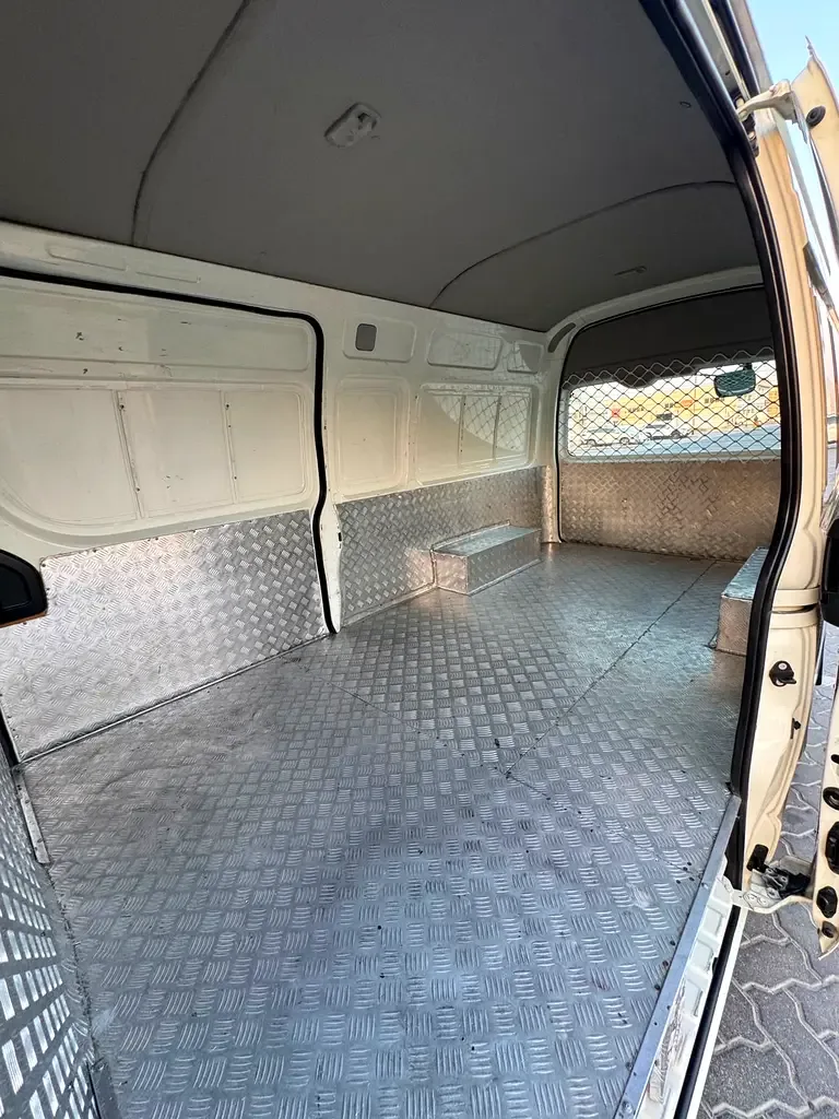 Toyota Hiace 2.0 MT L1H1 (133 hp) - 12