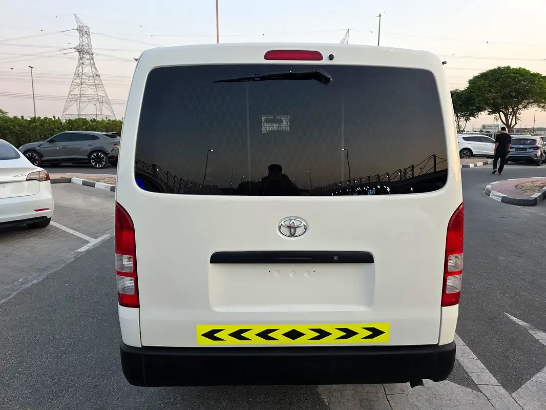 Toyota Hiace 2.0 MT L1H1 (133 حصان) - 7