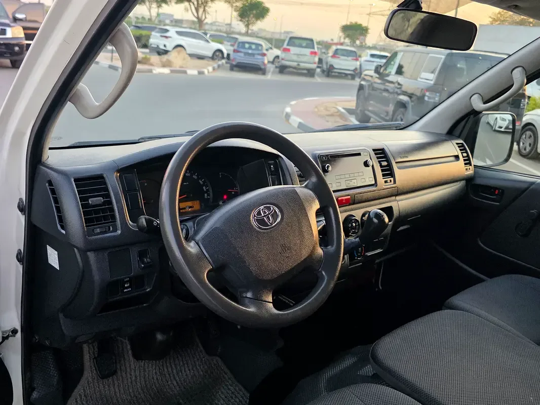 Toyota Hiace 2.0 MT L1H1 (133 حصان) - 13