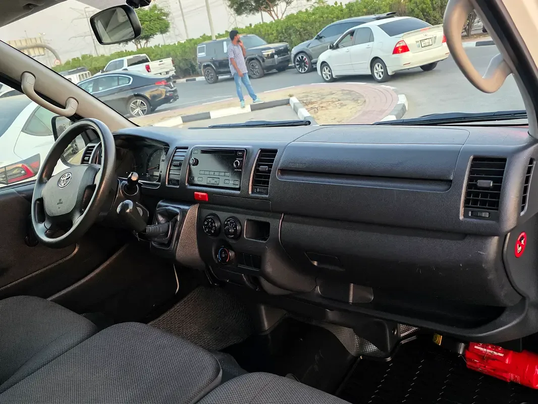 Toyota Hiace 2.0 MT L1H1 (133 حصان) - 14