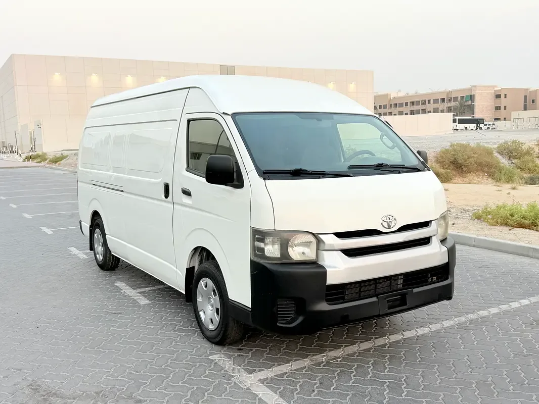 Toyota Hiace 2.0 MT L1H1 (133 حصان) - 2