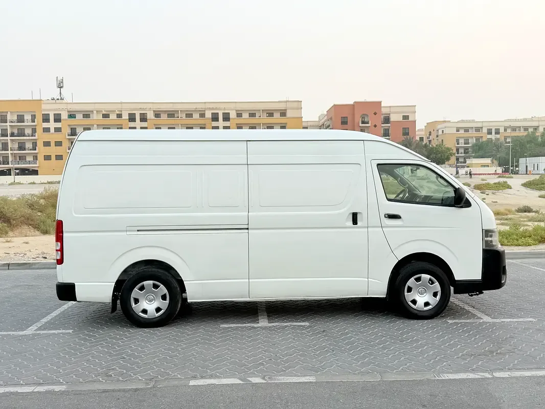 Toyota Hiace 2.0 MT L1H1 (133 حصان) - 4