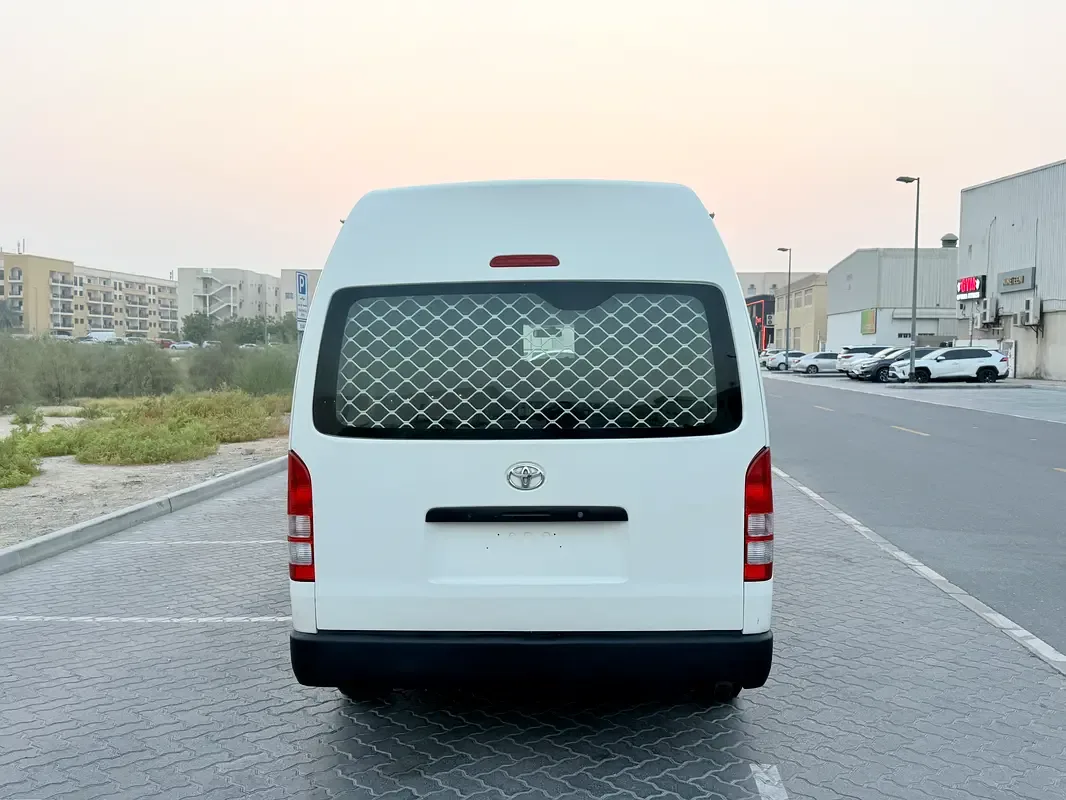 Toyota Hiace 2.0 MT L1H1 (133 حصان) - 8