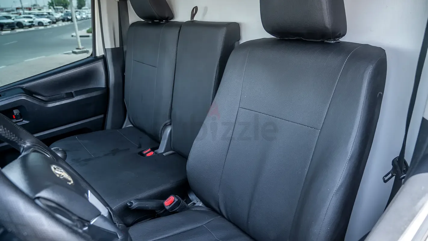 Toyota Hiace 2.0 MT L1H1 (133 hp) - 3