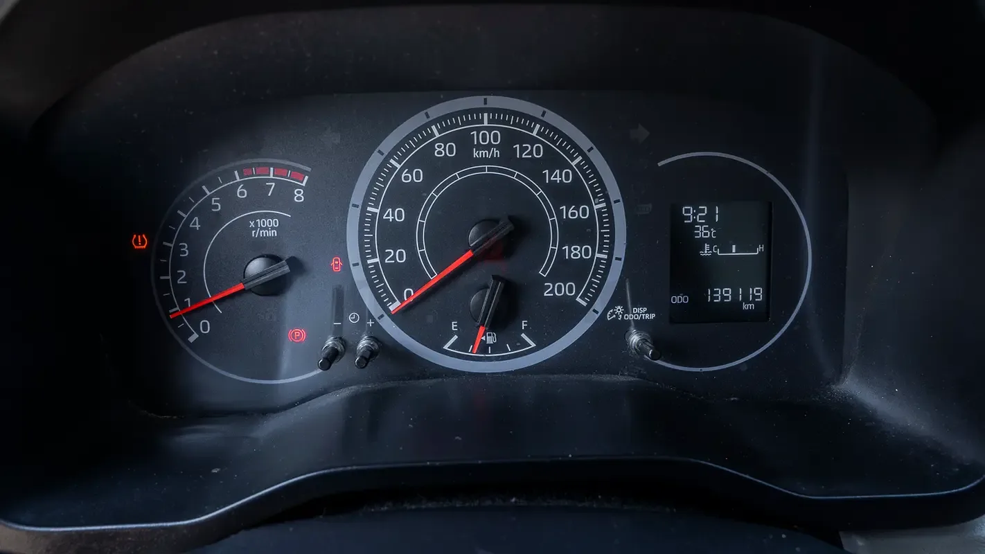 Toyota Hiace 2.0 MT L1H1 (133 hp) - 15