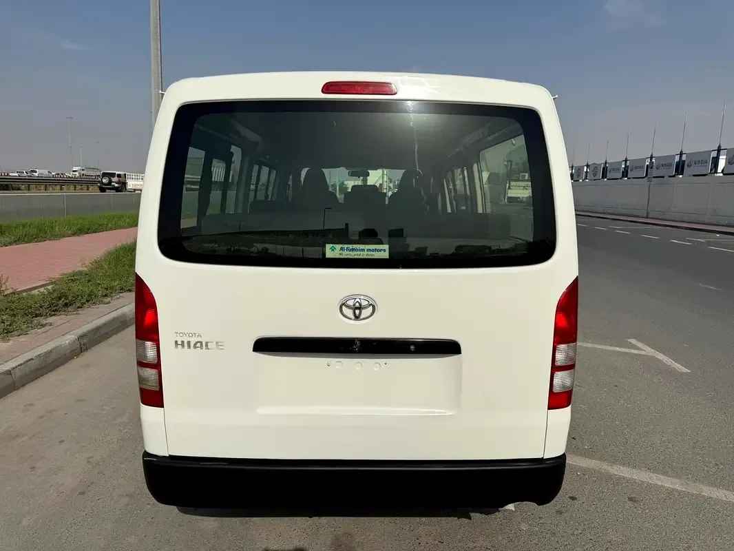Toyota Hiace 2.0 MT L1H1 (133 hp) - 6