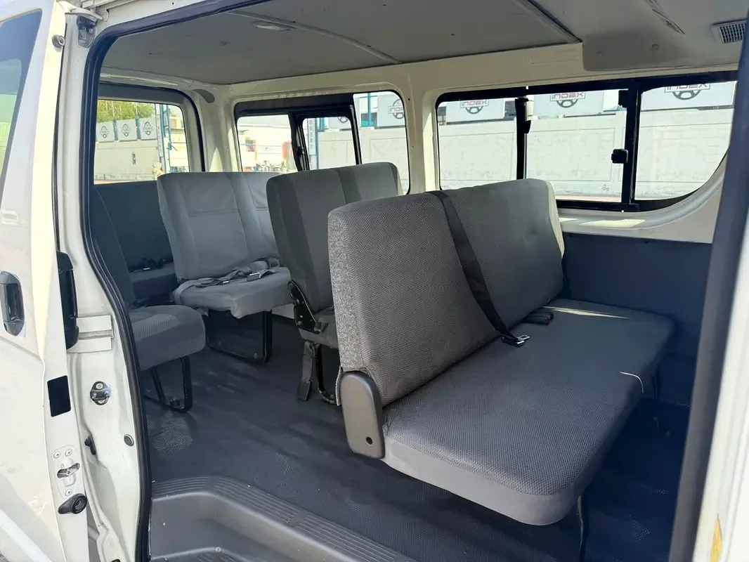 Toyota Hiace 2.0 MT L1H1 (133 hp) - 8