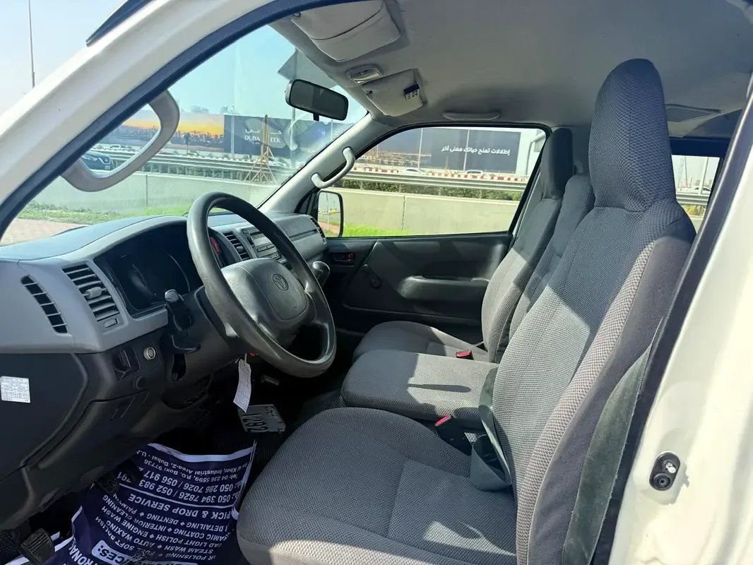 Toyota Hiace 2.0 MT L1H1 (133 hp) - 10