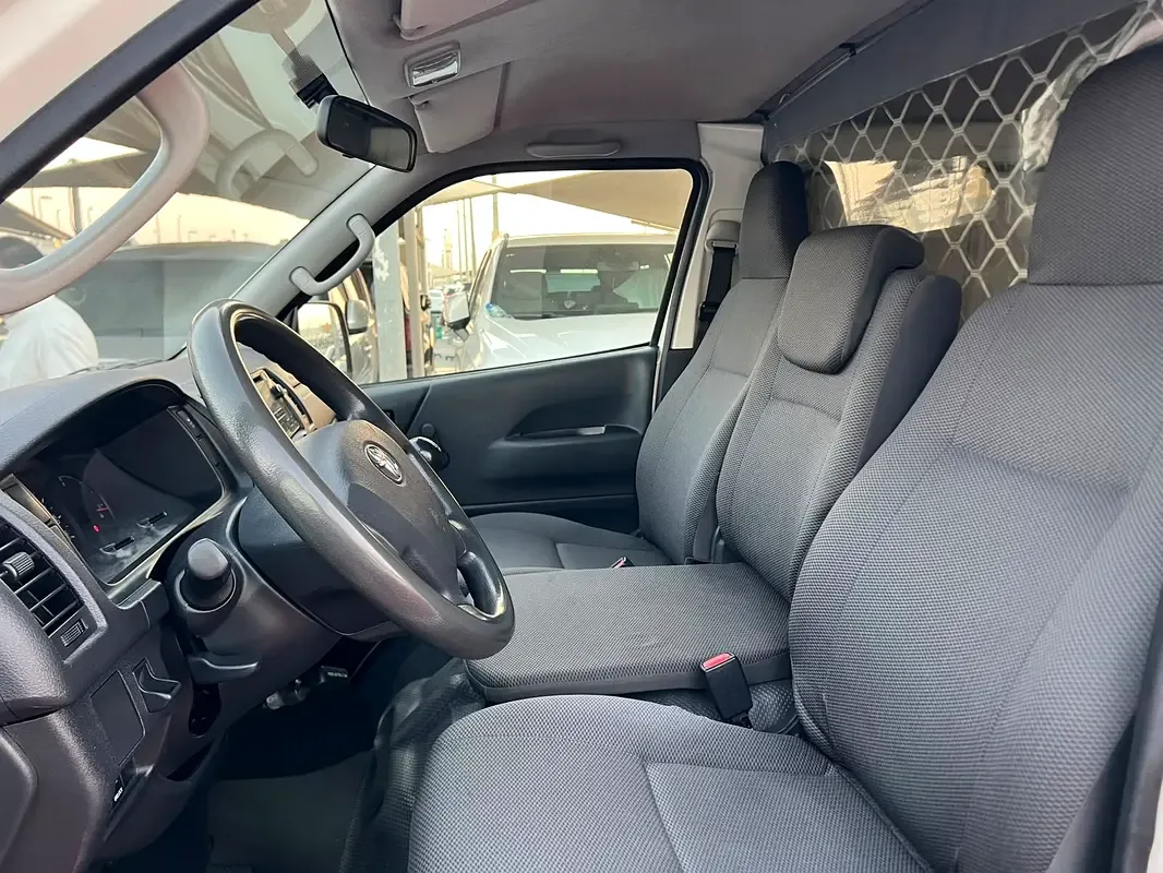 Toyota Hiace 2.0 MT L1H1 (133 حصان) - 8