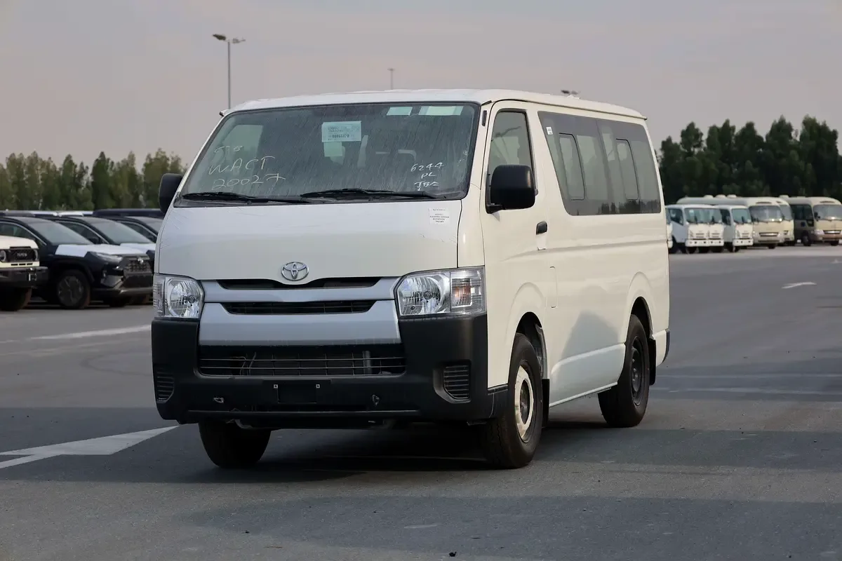 Toyota Hiace 2.5 MT (101 hp) - 3