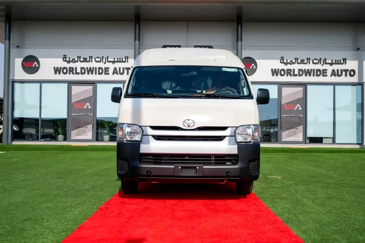 Toyota Hiace 2.7 MT (151 hp)