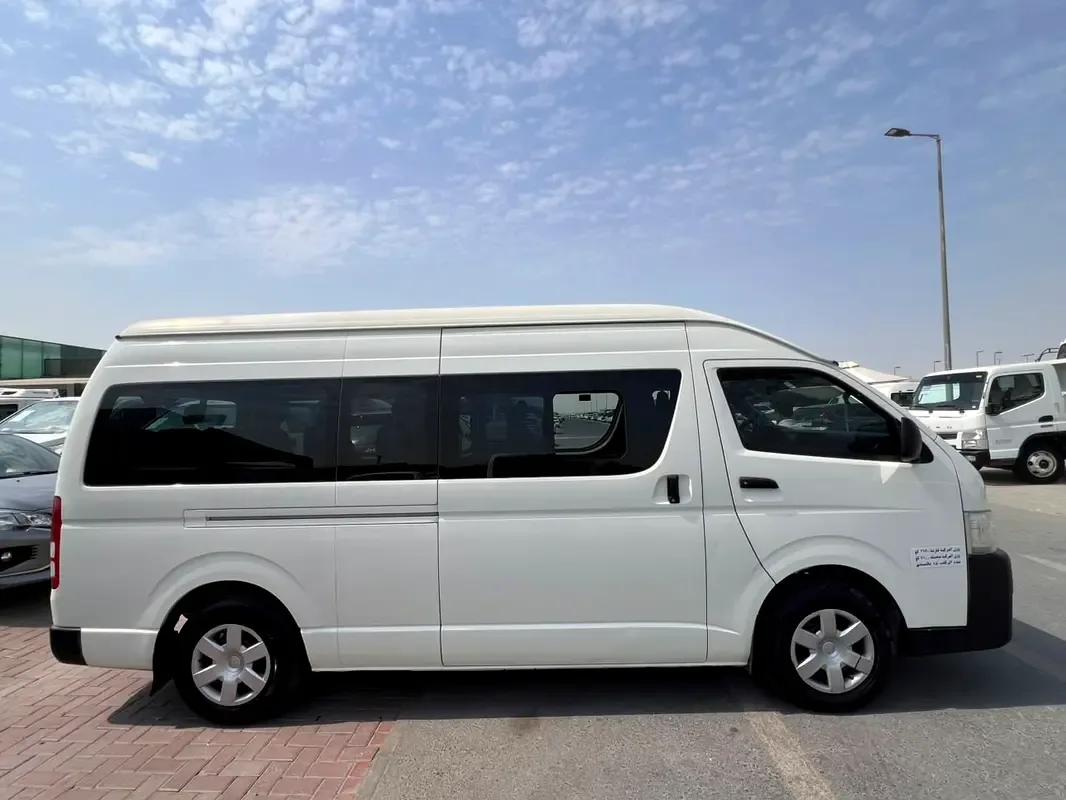 Toyota Hiace 2.7 MT (151 حصان) - 4