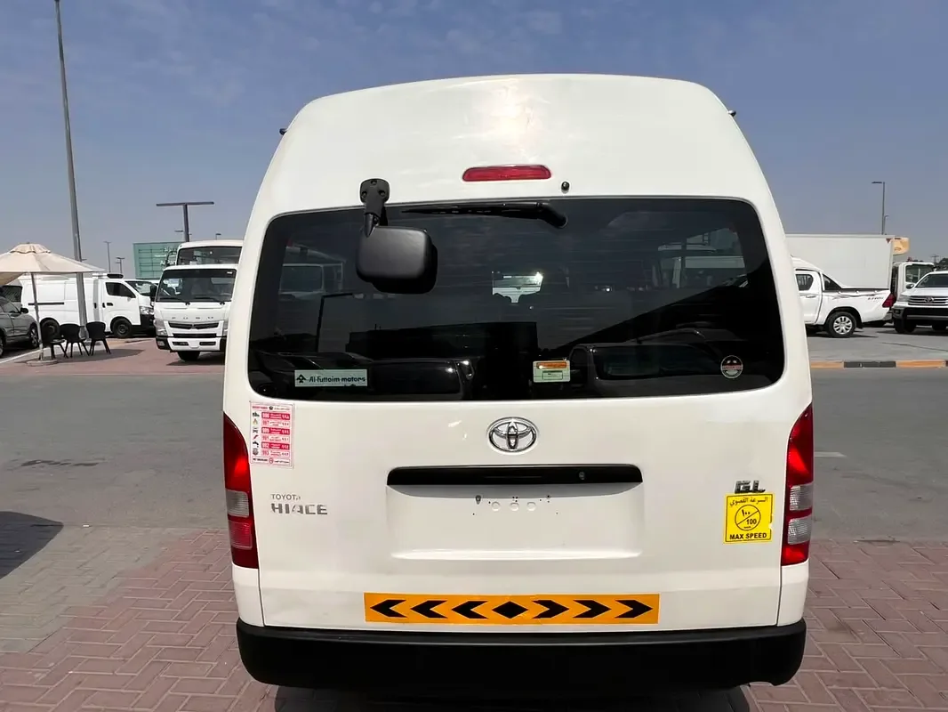 Toyota Hiace 2.7 MT (151 حصان) - 5
