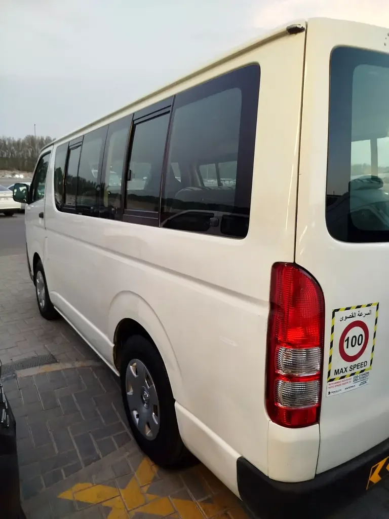 Toyota Hiace 2.7 MT (151 حصان) - 5