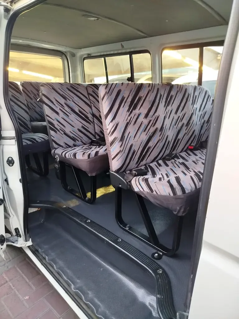 Toyota Hiace 2.7 MT (151 حصان) - 4