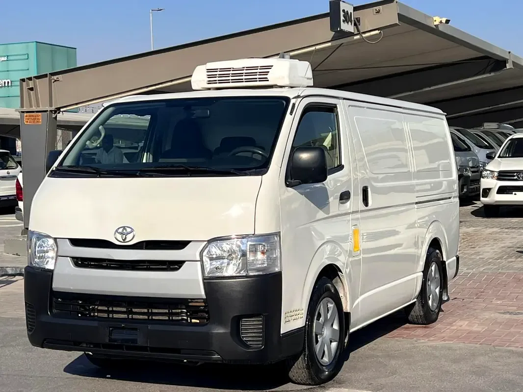 Toyota Hiace 2.7 MT (151 hp) - 3