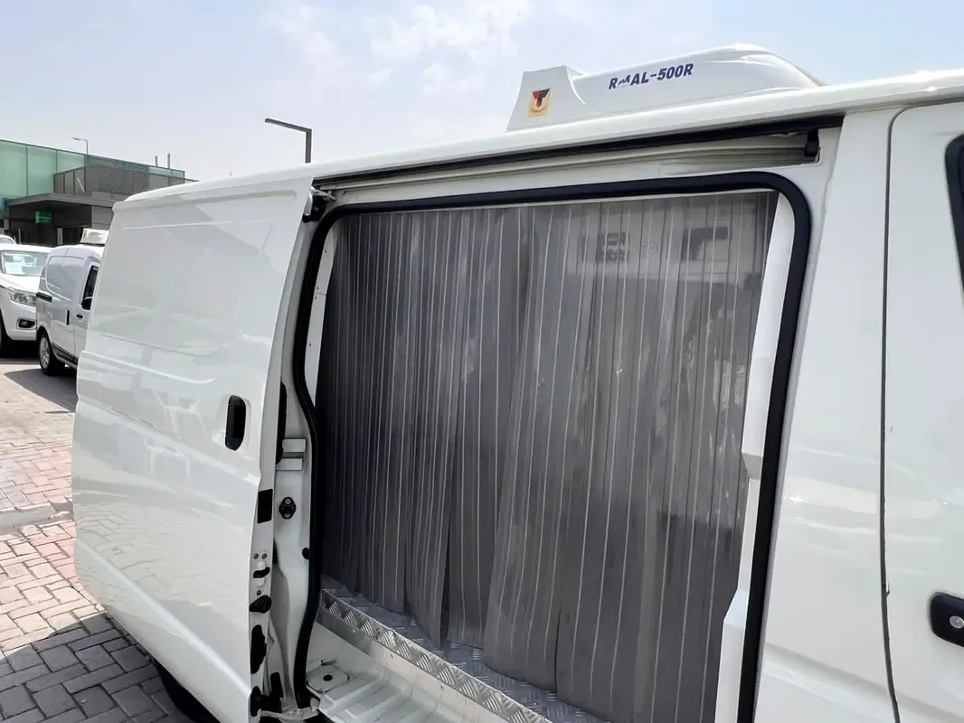 Toyota Hiace 2.7 MT (151 حصان) - 9