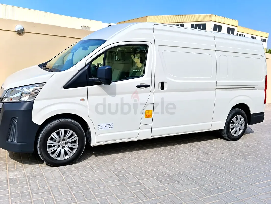 Toyota Hiace 2.7 MT (151 hp) - 2