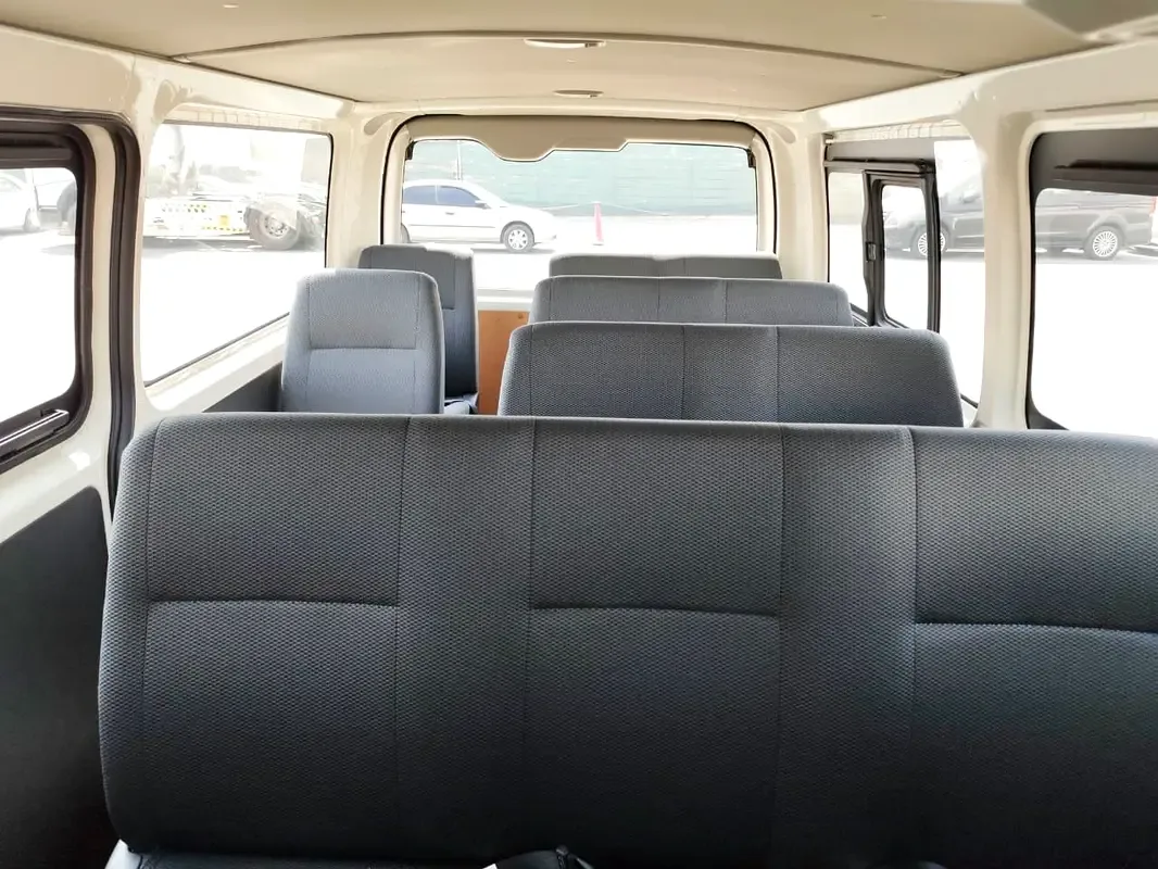 Toyota Hiace 2.7 MT (151 حصان) - 16