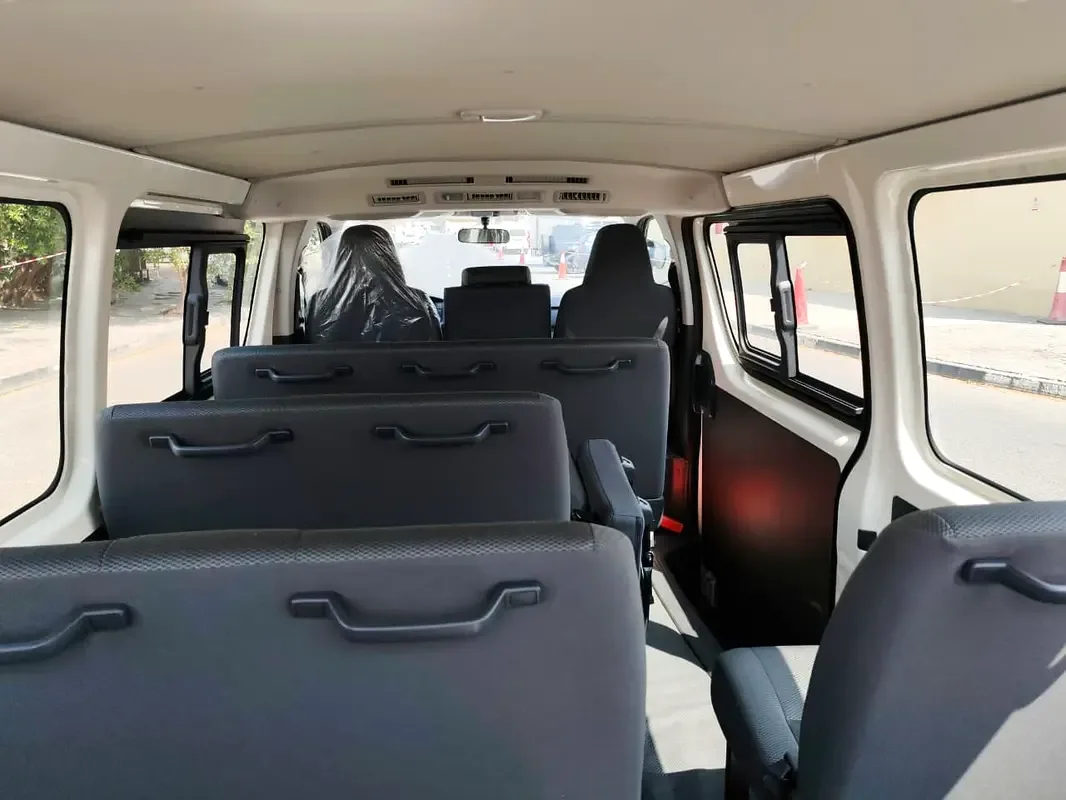 Toyota Hiace 2.7 MT (151 حصان) - 18