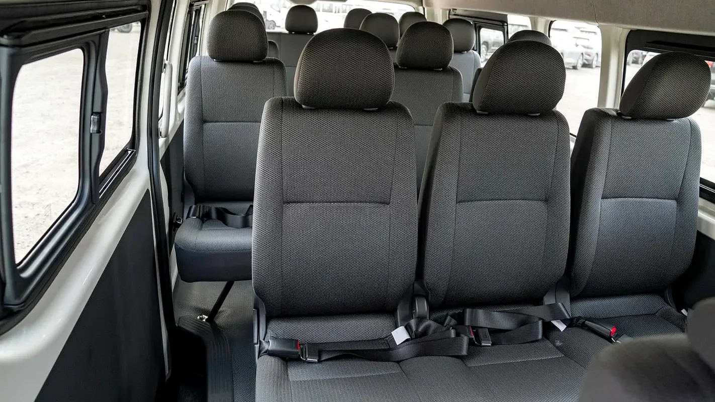 Toyota Hiace 2.7 MT (151 حصان) - 14