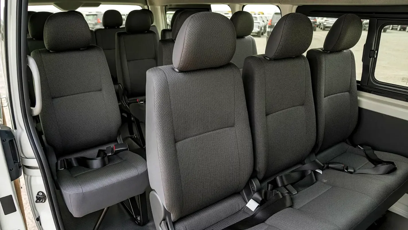 Toyota Hiace 2.7 MT (151 حصان) - 18