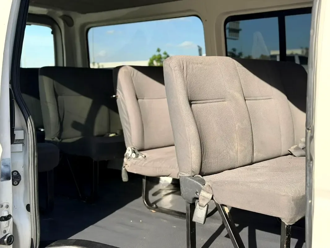 Toyota Hiace 2.7 MT (151 hp) - 6