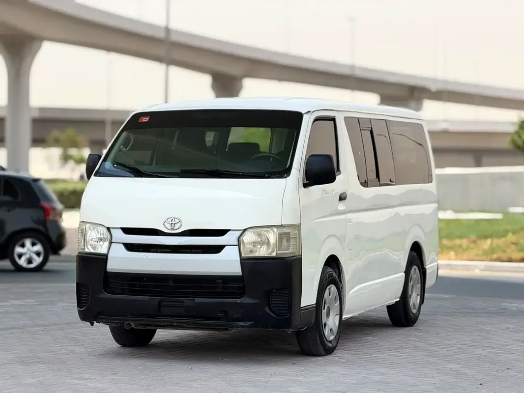 Toyota Hiace 2.7 MT (151 hp) - 10