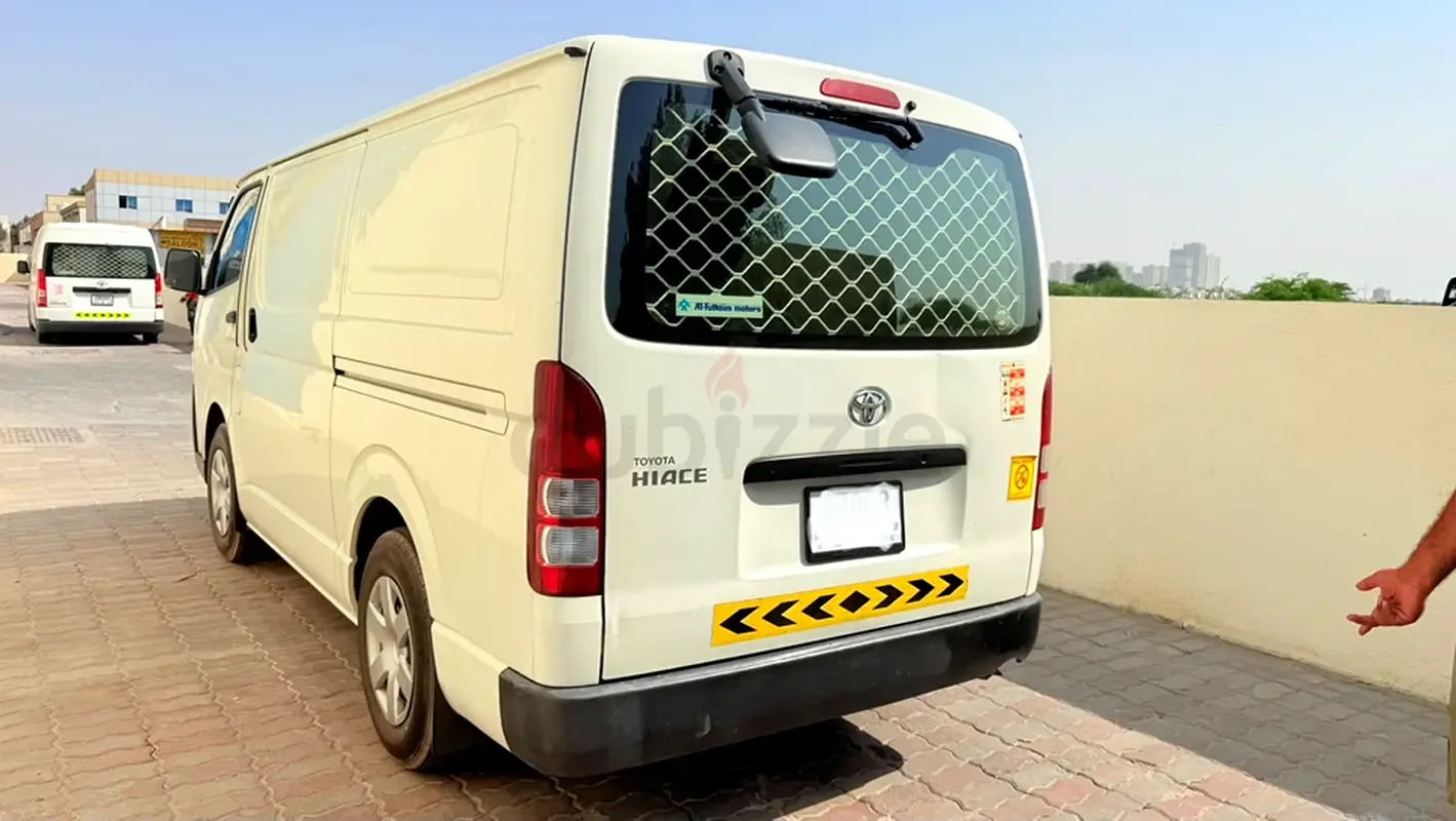 Toyota Hiace 2.7 MT (151 hp) - 3