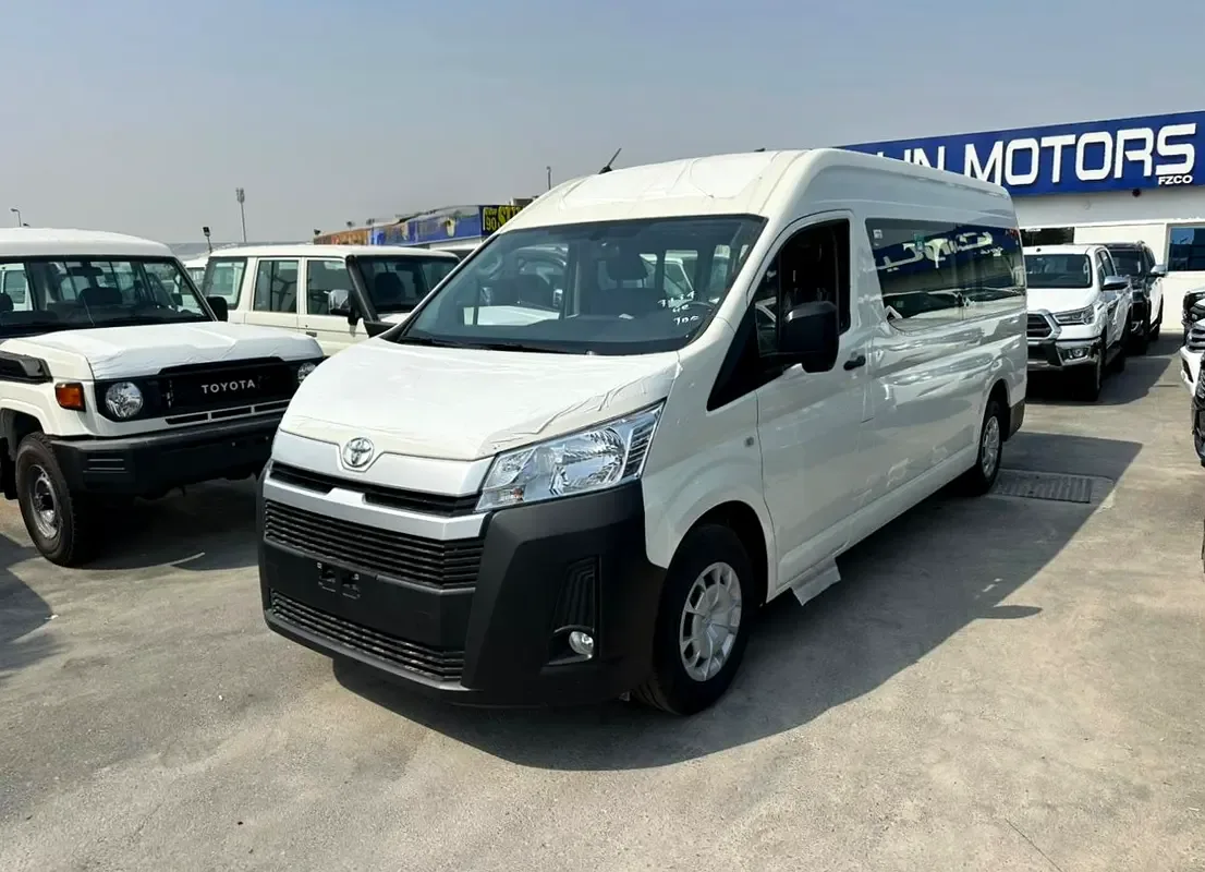 Toyota Hiace 2.8 MT (156 hp)