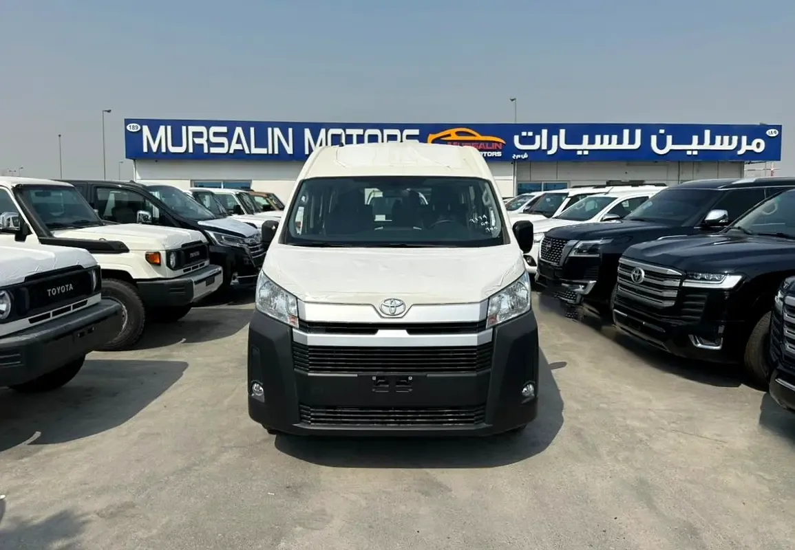 Toyota Hiace 2.8 MT (156 hp) - 3
