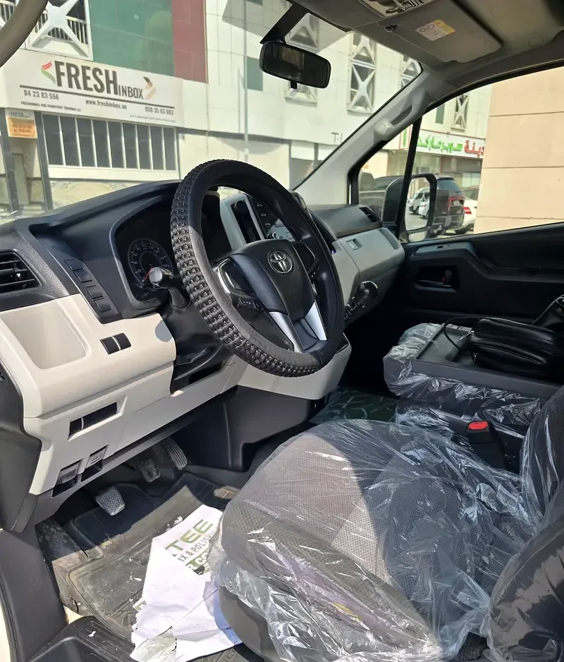 Toyota Hiace 3.0 D MT RWD (144 حصان) - 8
