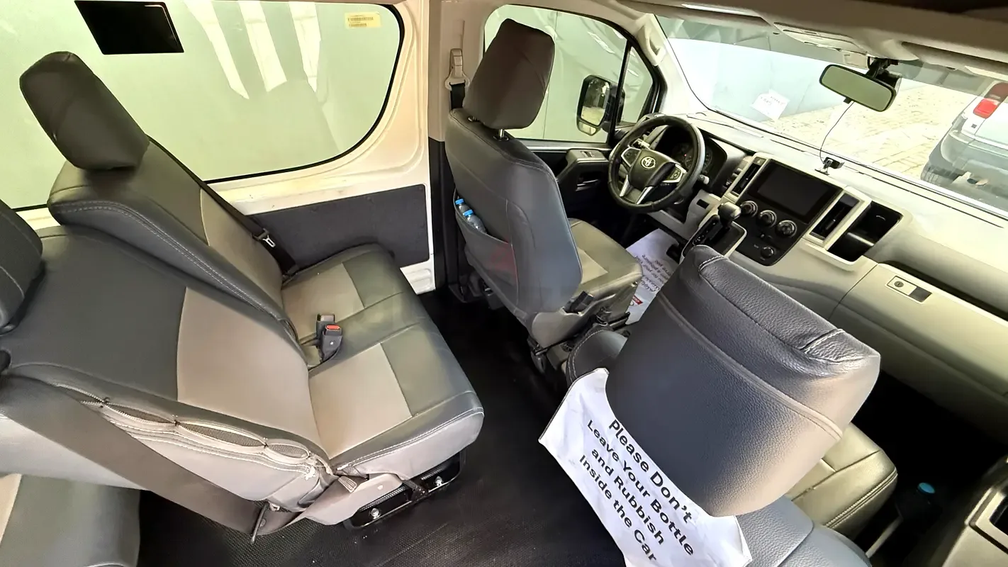 Toyota Hiace 3.5 AT (281 hp) - 11