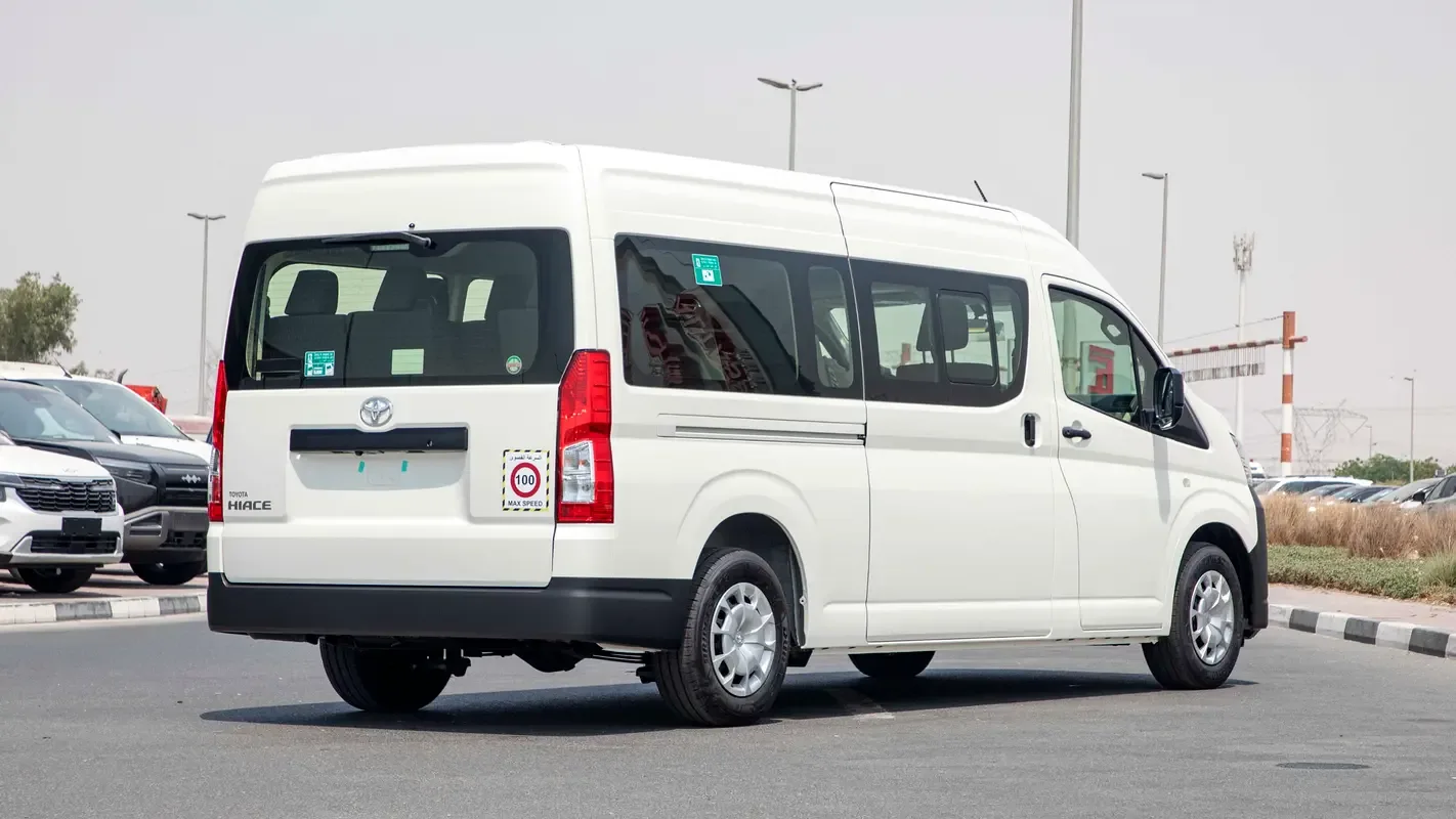 Toyota Hiace 3.5 AT (281 حصان) - 4