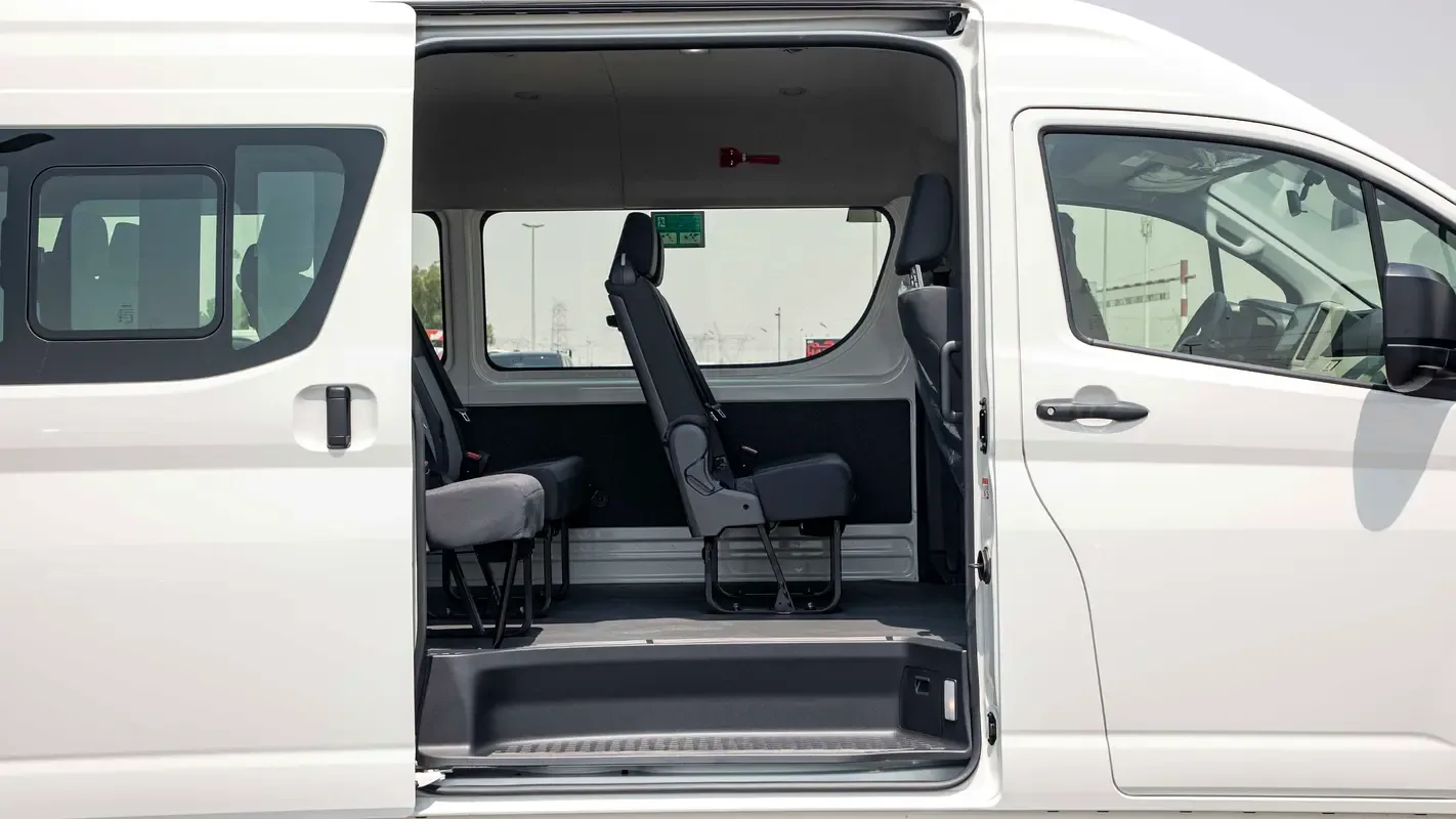 Toyota Hiace 3.5 AT (281 حصان) - 8