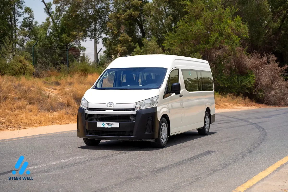 Toyota Hiace 3.5 MT (281 hp)