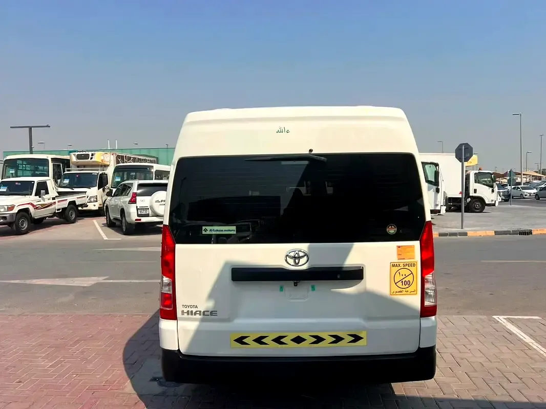 Toyota Hiace 3.5 MT (281 hp) - 5