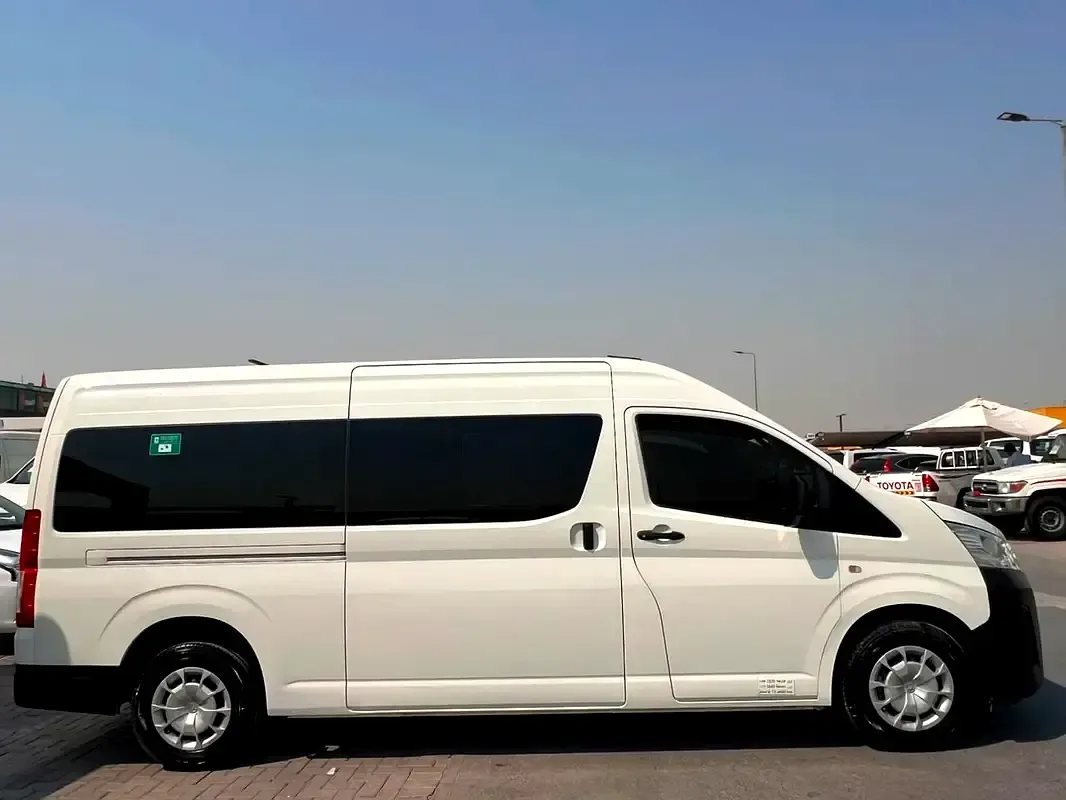 Toyota Hiace 3.5 MT (281 hp) - 6