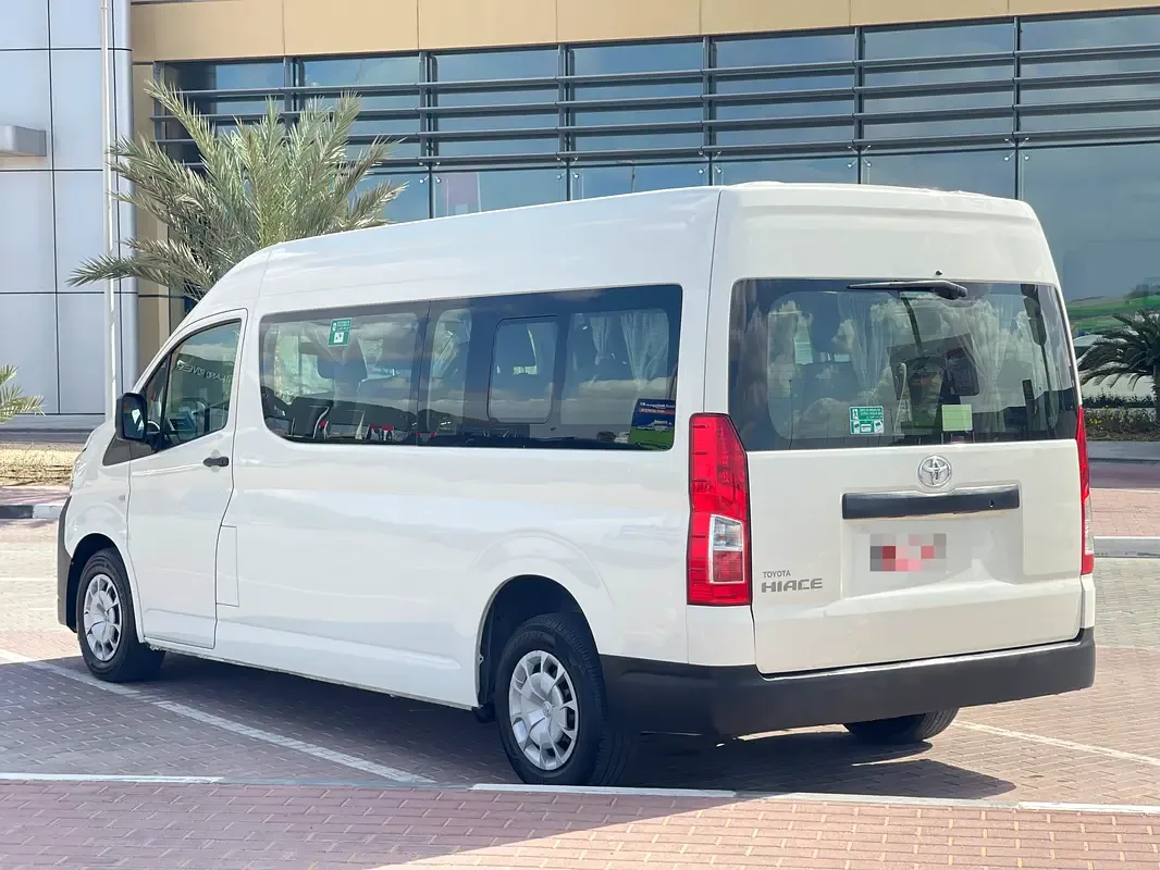 Toyota Hiace 3.5 MT (281 حصان) - 4