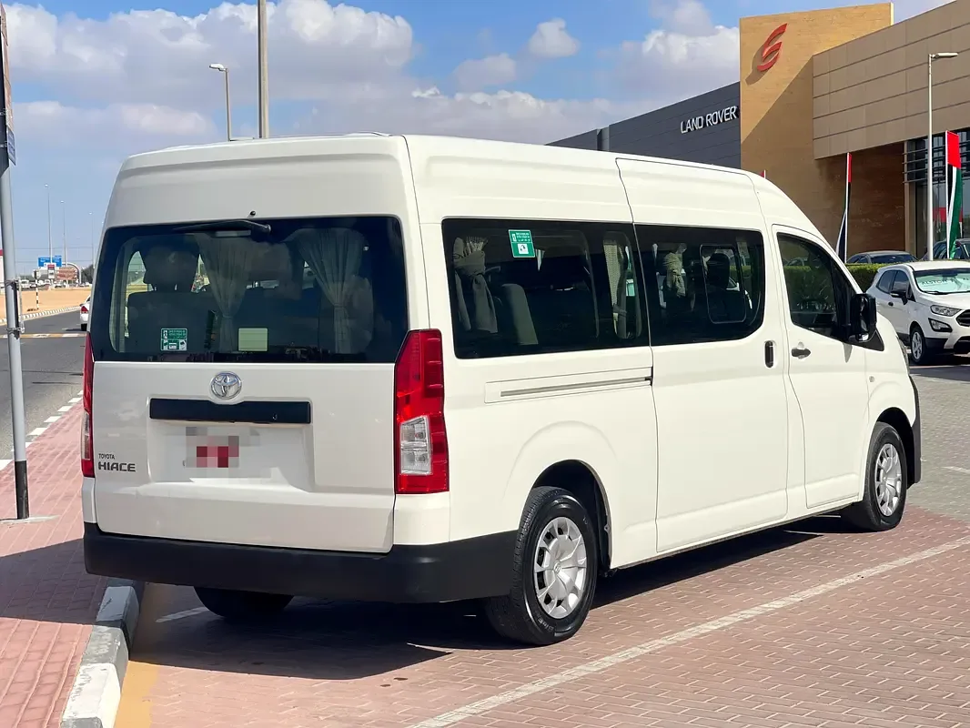 Toyota Hiace 3.5 MT (281 حصان) - 3
