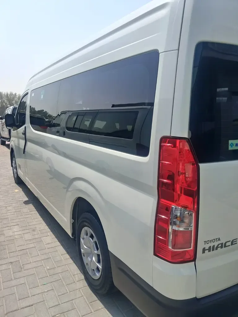 Toyota Hiace 3.5 MT (281 حصان) - 9