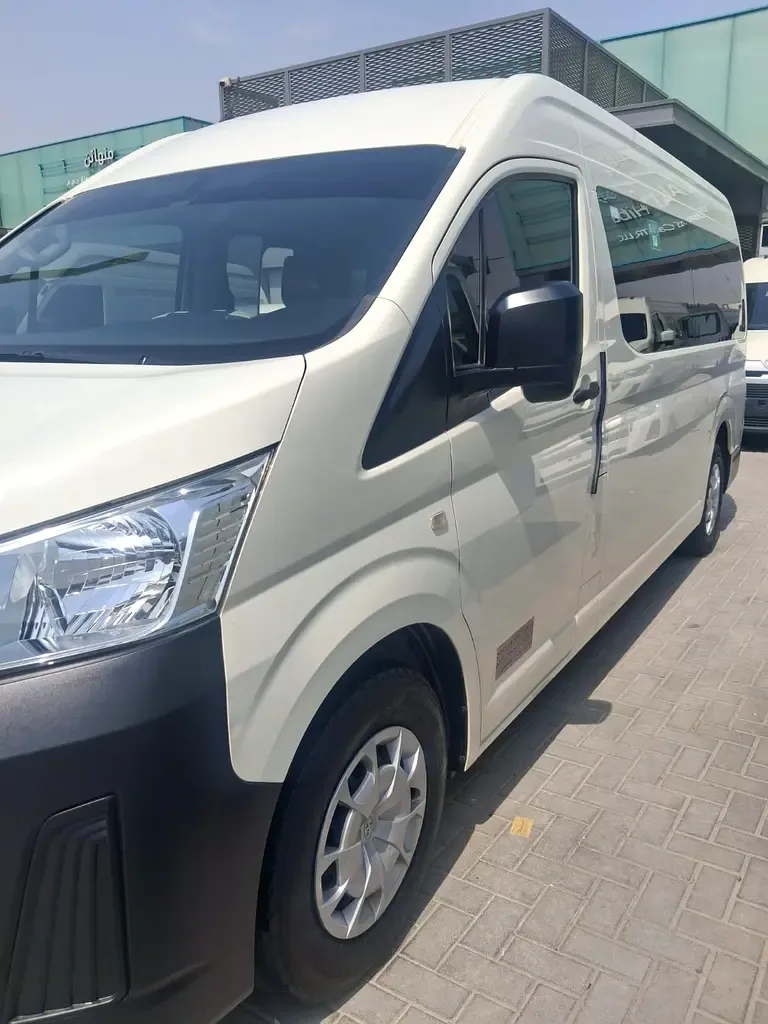 Toyota Hiace 3.5 MT (281 حصان) - 11