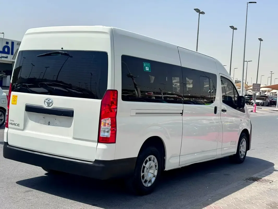 Toyota Hiace 3.5 MT (281 hp) - 7