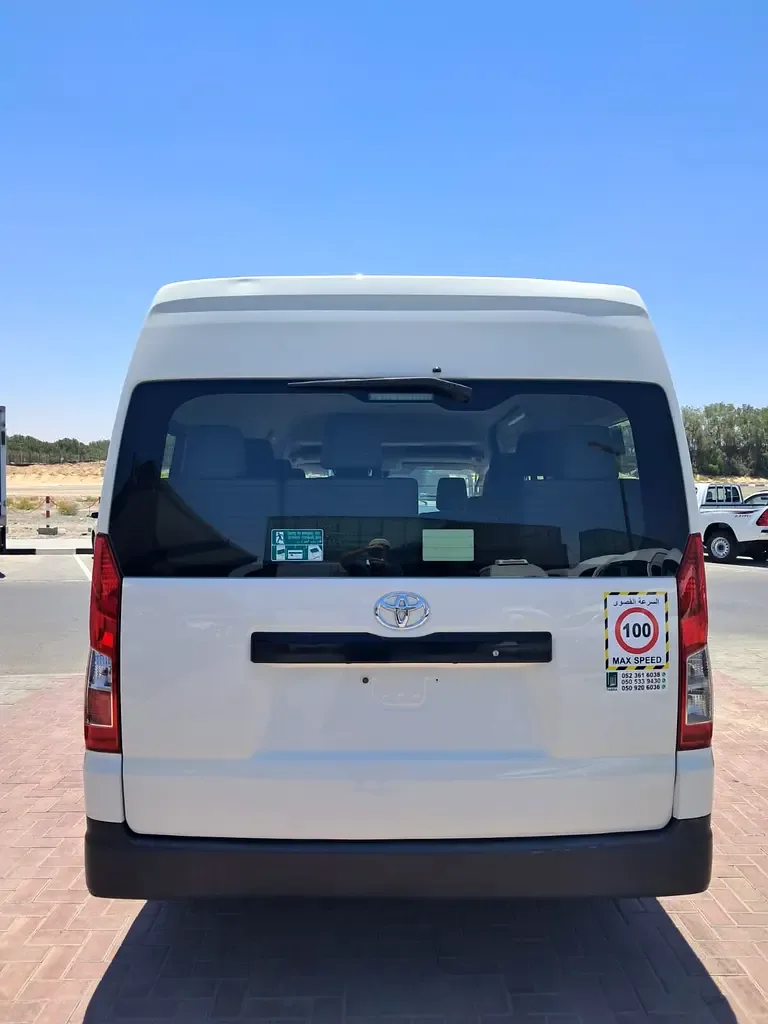 Toyota Hiace 3.5 MT (281 حصان) - 2