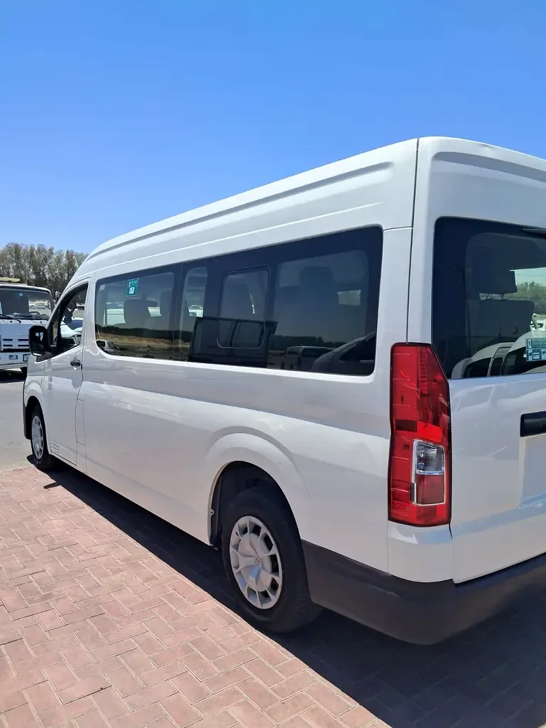 Toyota Hiace 3.5 MT (281 حصان) - 7