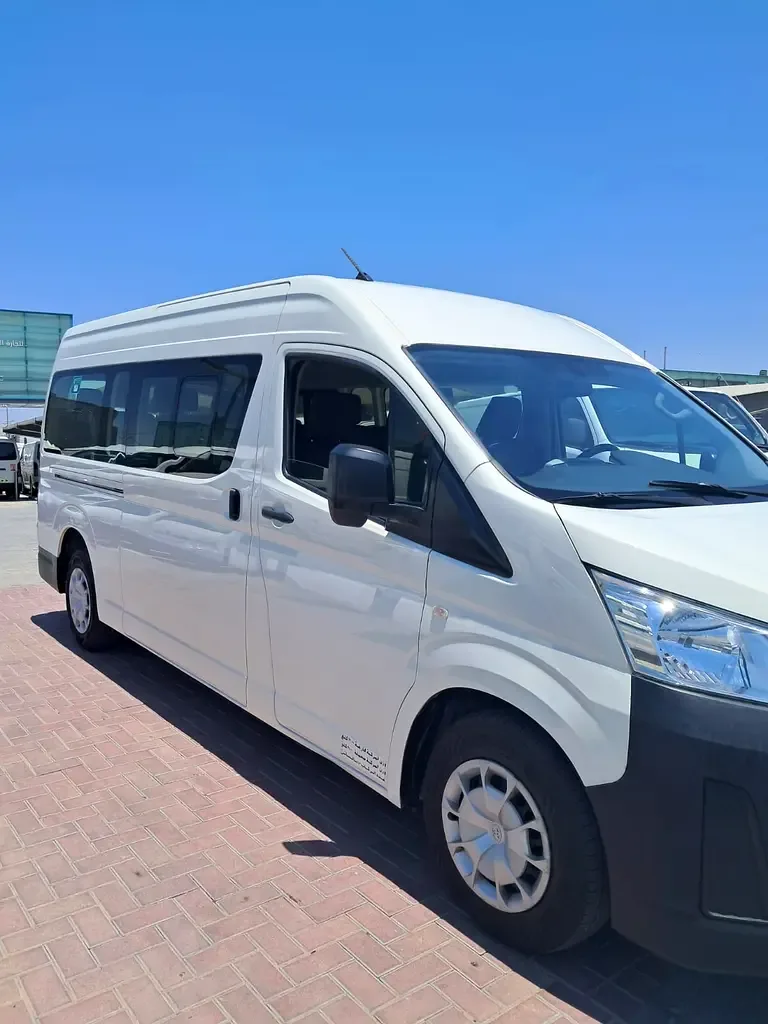 Toyota Hiace 3.5 MT (281 حصان) - 10