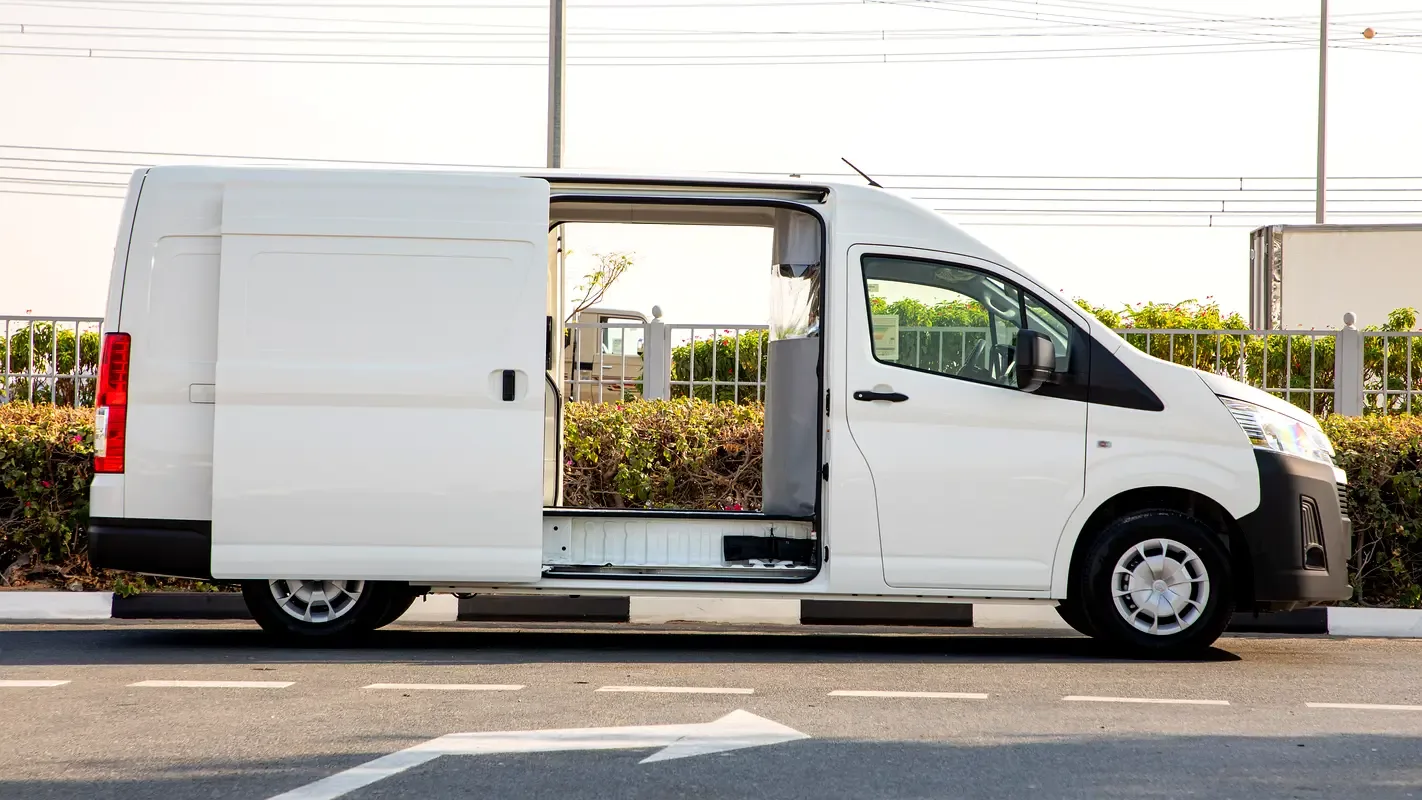 Toyota Hiace 3.5 MT (281 حصان) - 4